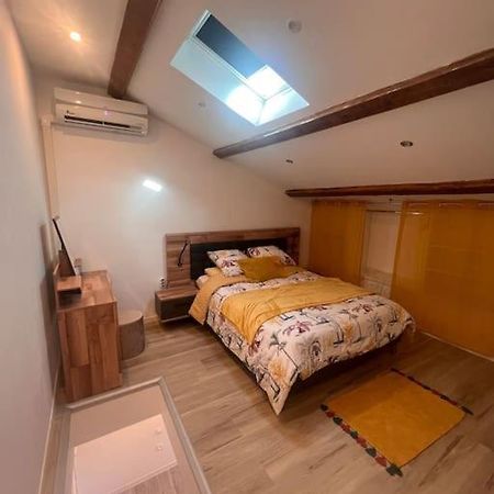 T2 Neuf Et Moderne Climatiser Avec Netflix Amazon Marseille Exteriör bild